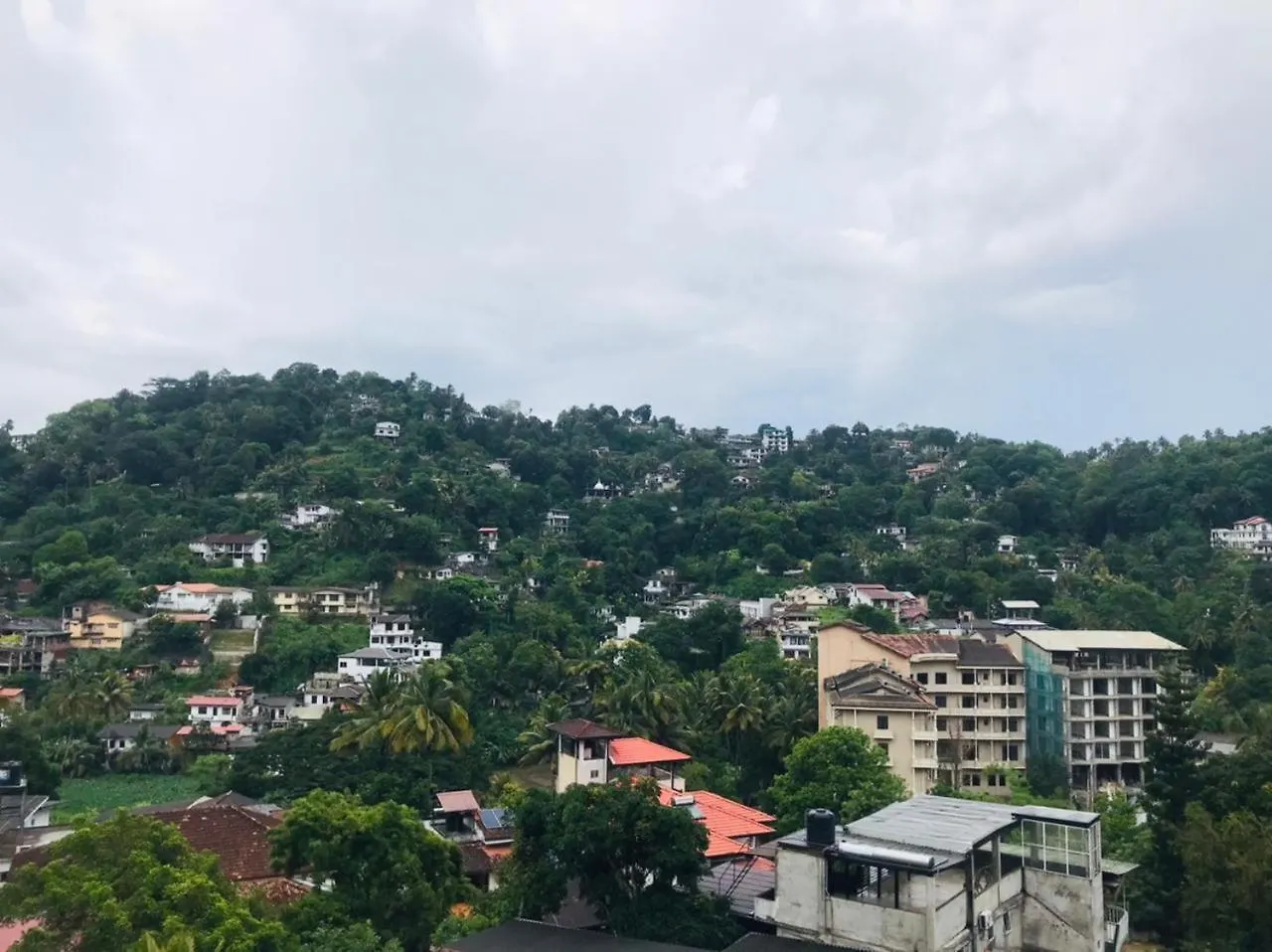 Hotel Kandy Lake Edge